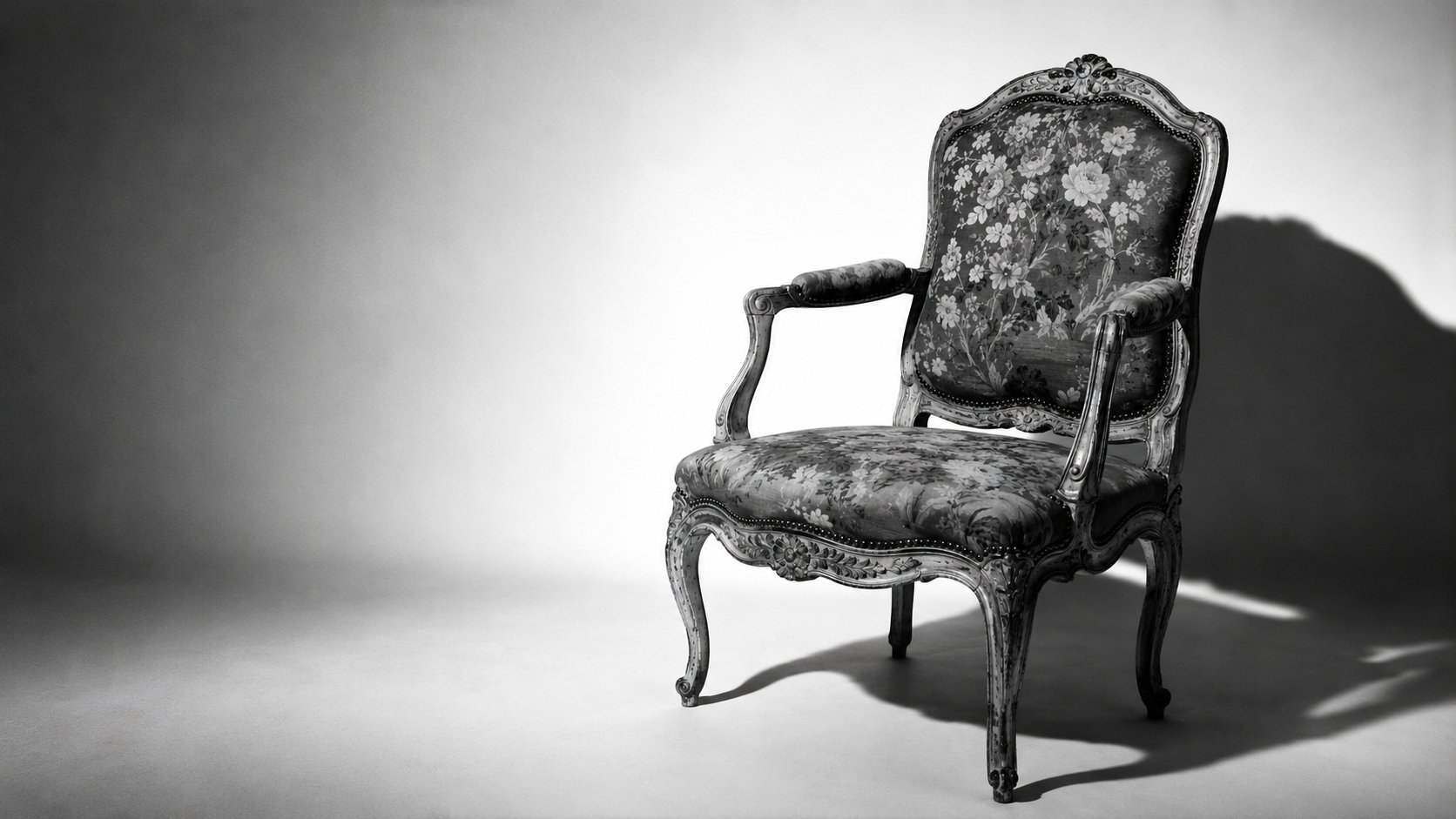 Fauteuil ancien Louis XV, expertise antiquités